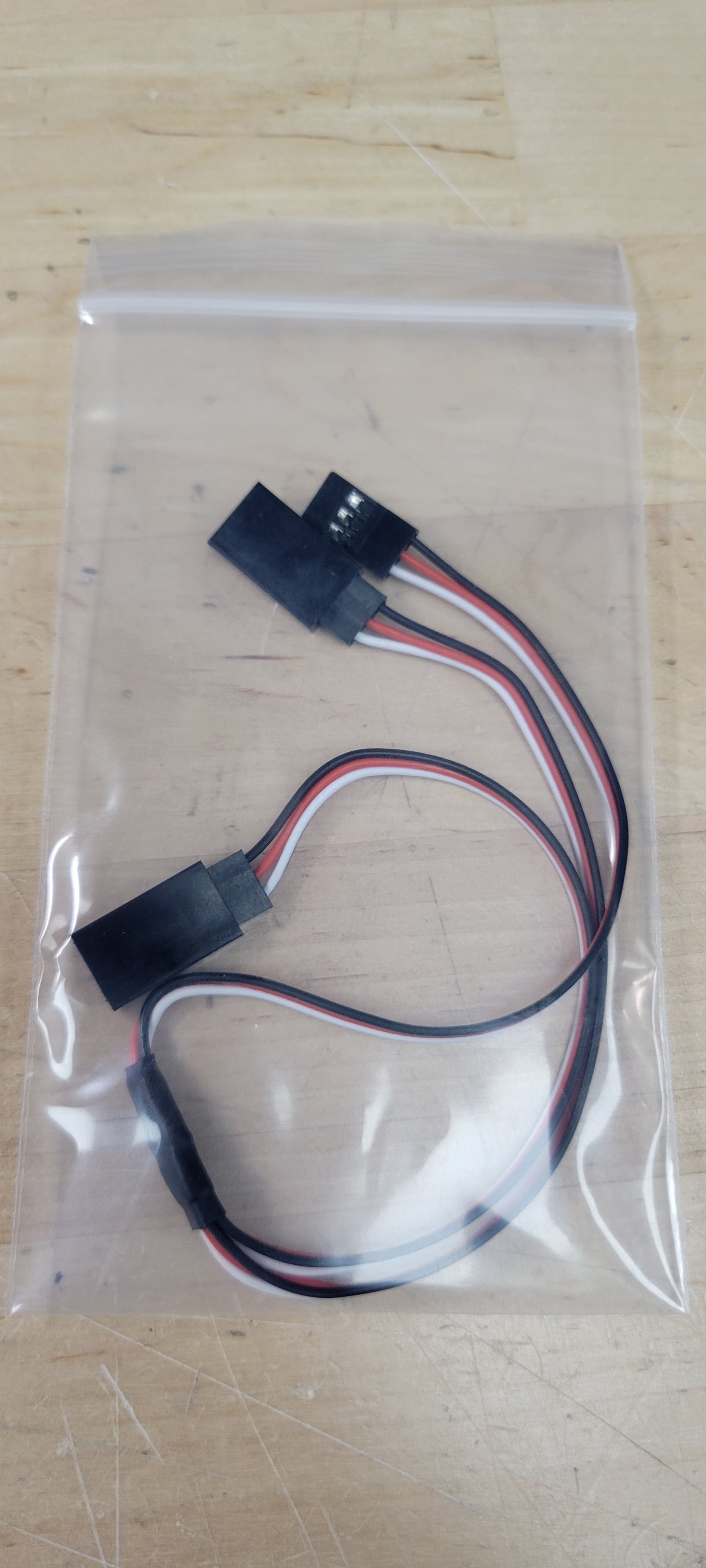 Basic 6'' Y Harness (12'' total length)