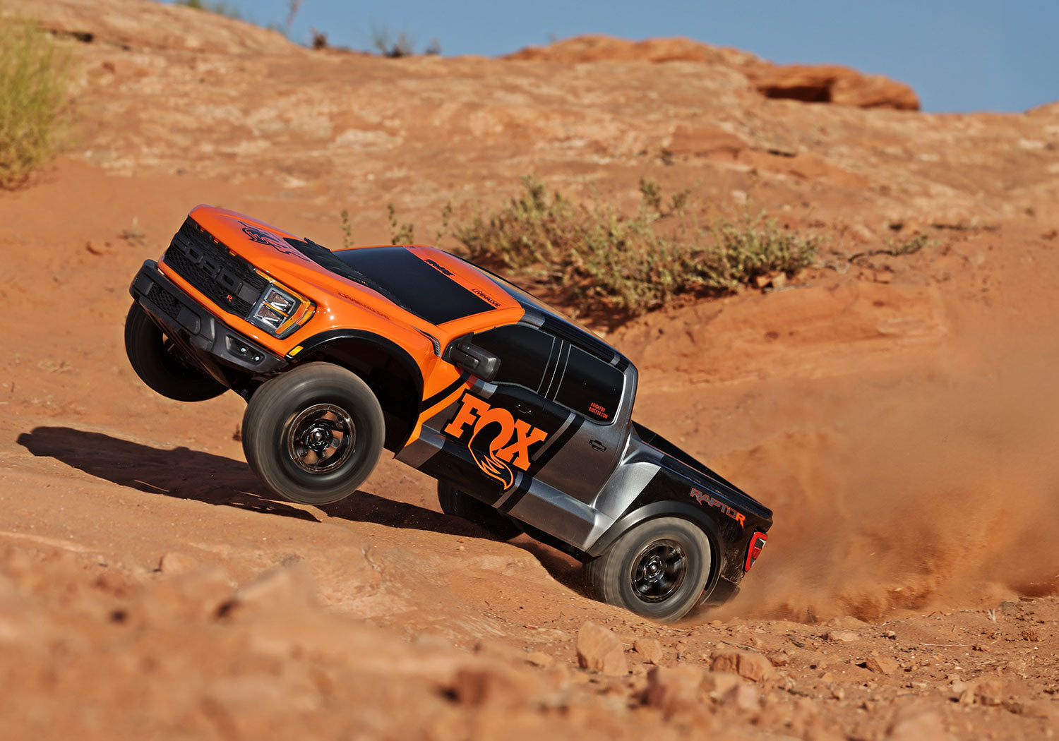 TraxxasFord Raptor R 4x4 VXL Ultimate