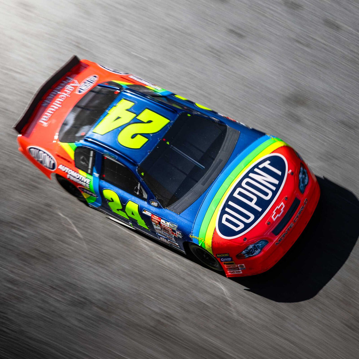 1/12 Losi NASCAR Jeff Gordon No. 24 Dupont Chevrolet Monte Carlo (Battery & Charger Included)