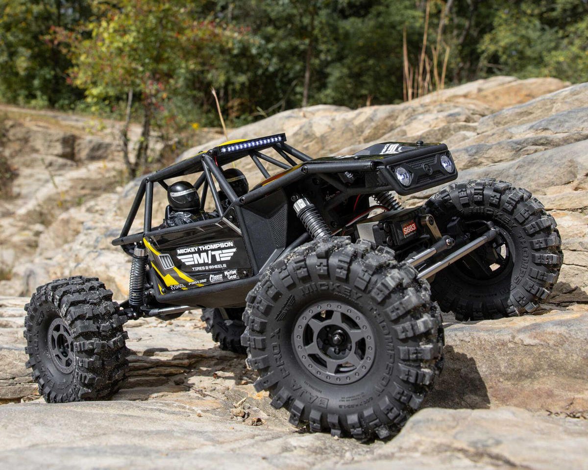 Axial UTB10 Capra 1.9 4WS Unlimited Trail Buggy 1/10 RTR 4WD Rock Crawler w/DX3 2.4GHz Radio (Assorted Colors)