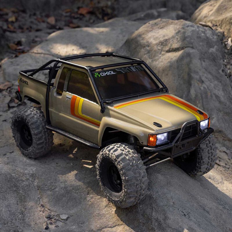 Axial 1/10 Axial SCX10 III 1987 Toyota SR5 (Various Colors)