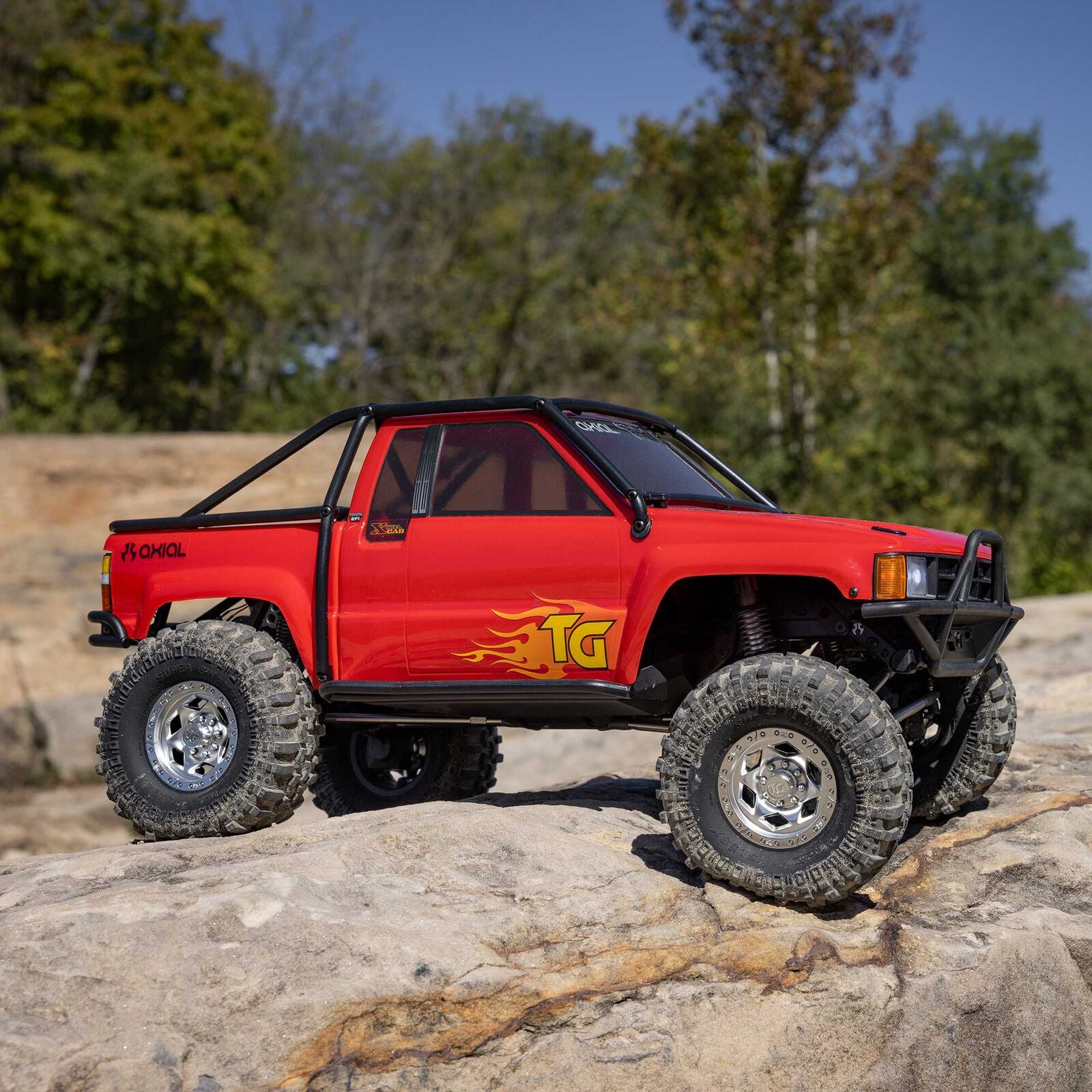 Axial 1/10 Axial SCX10 III 1987 Toyota SR5 (Various Colors)