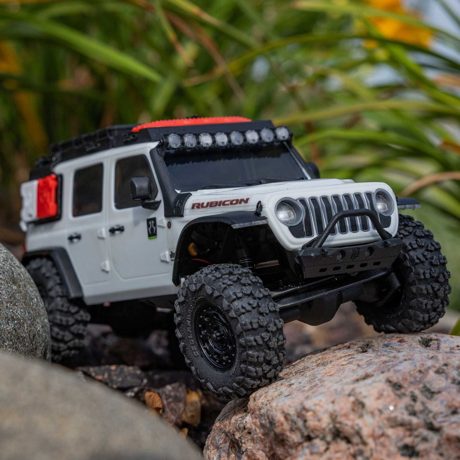 1/30 Axial SCX30 Jeep Wrangler (Battery & Charger Included)
