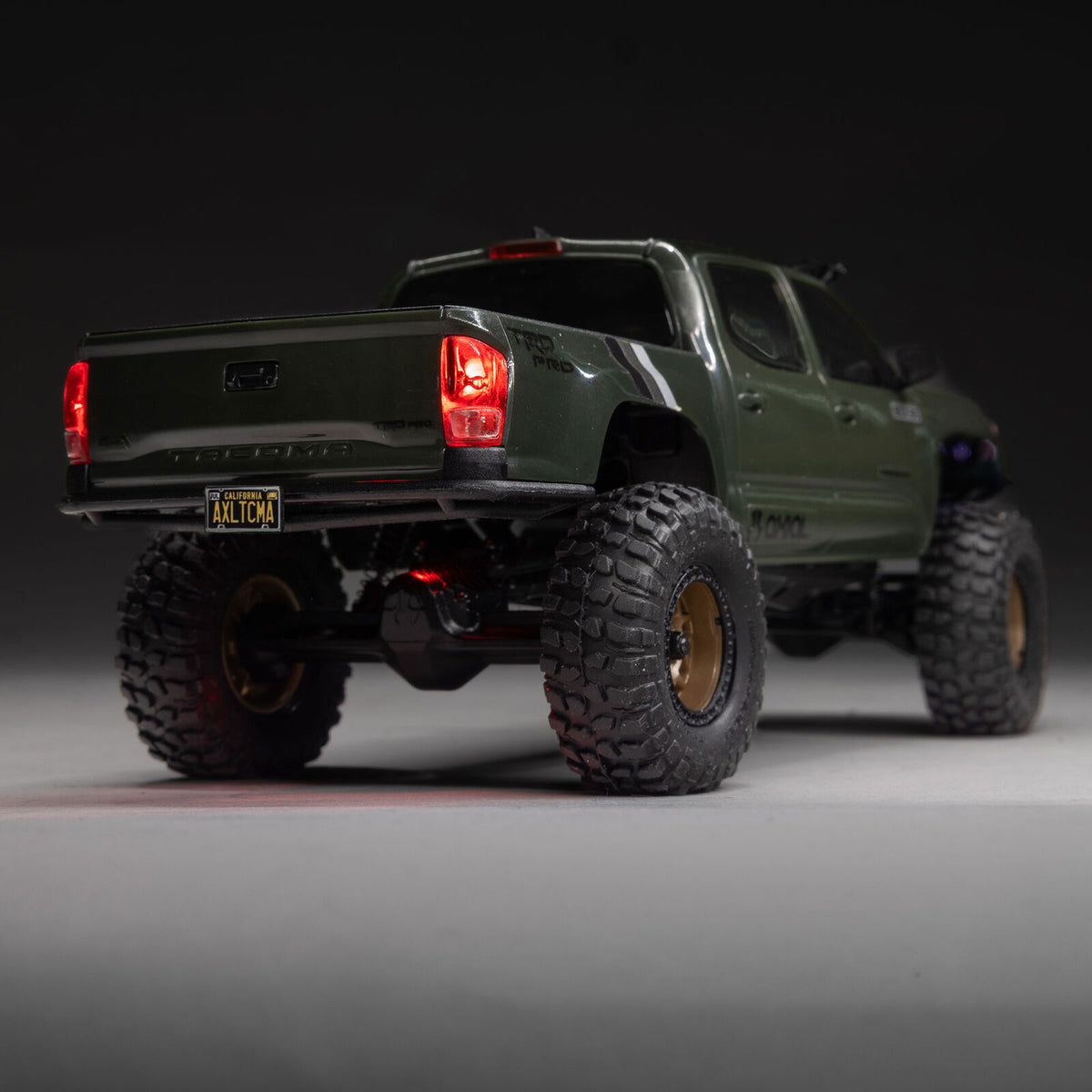1/30 Axial SCX30 Toyota Tacoma (Battery & Charger Included)