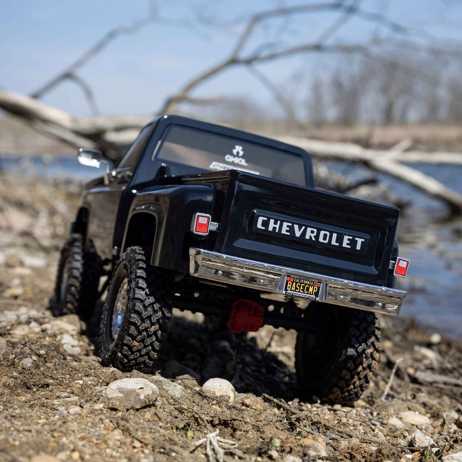 Axial 1/10 SCX10 III Base Camp 1982 Chevrolet K10 4X4 RTR Brushed Rock Crawler (Assorted Colors)