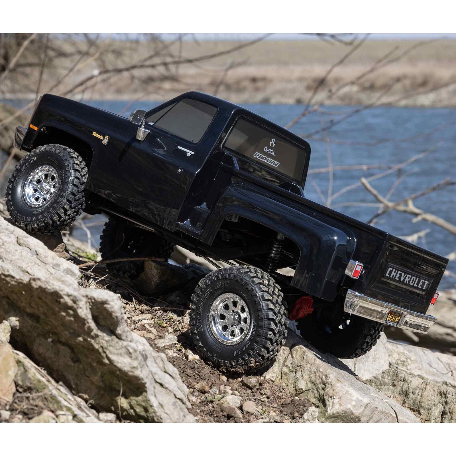 Axial 1/10 SCX10 III Base Camp 1982 Chevrolet K10 4X4 RTR Brushed Rock Crawler (Assorted Colors)
