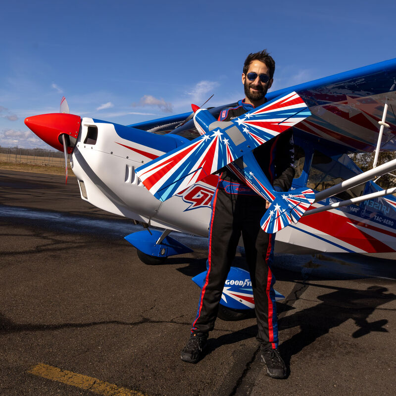 E-flite Decathlon RJG 1.2m BNF Basic with AS3X and SAFE Select