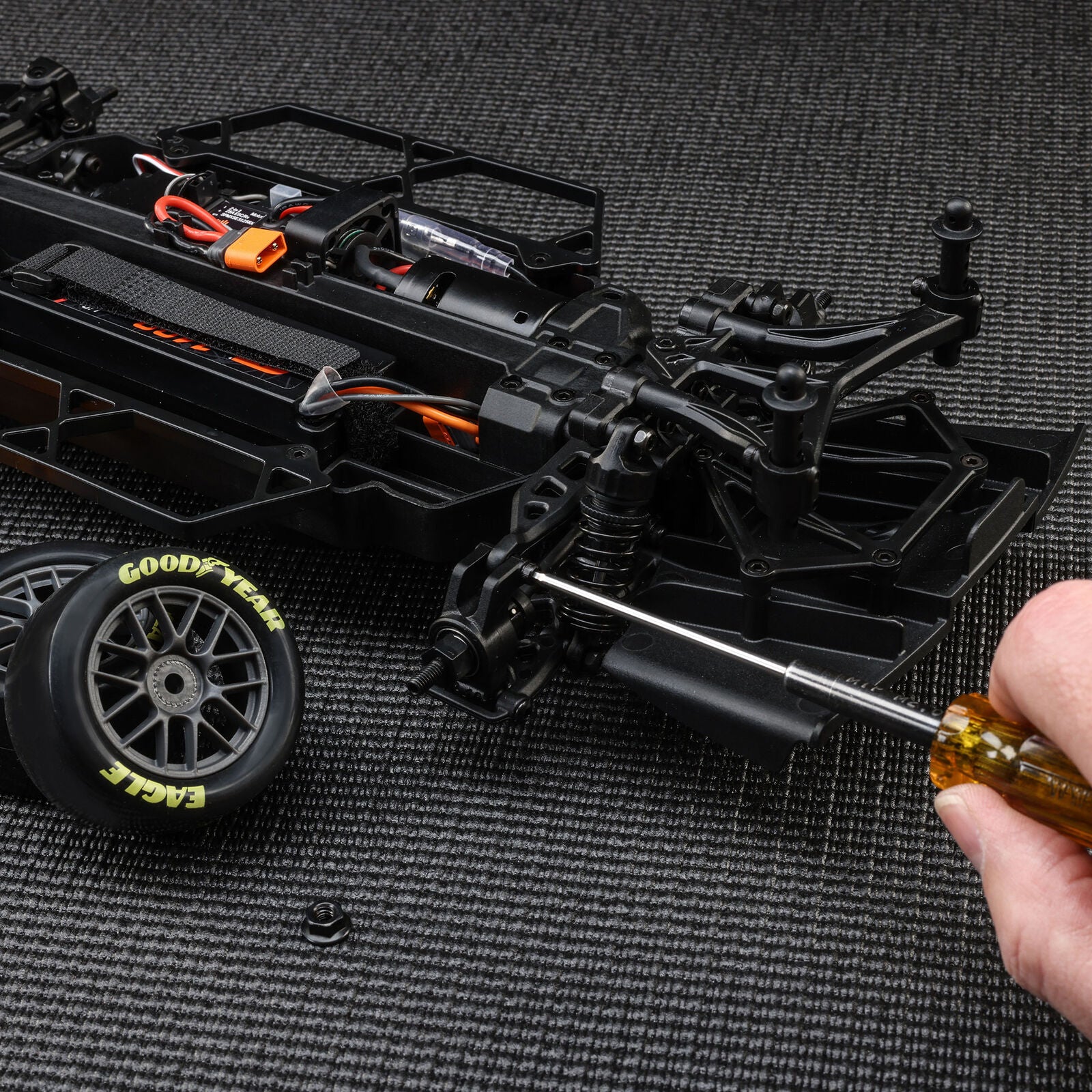 1/12 Losi NASCAR 2025 William Byron No. 24 Raptor (Battery & Charger Included)