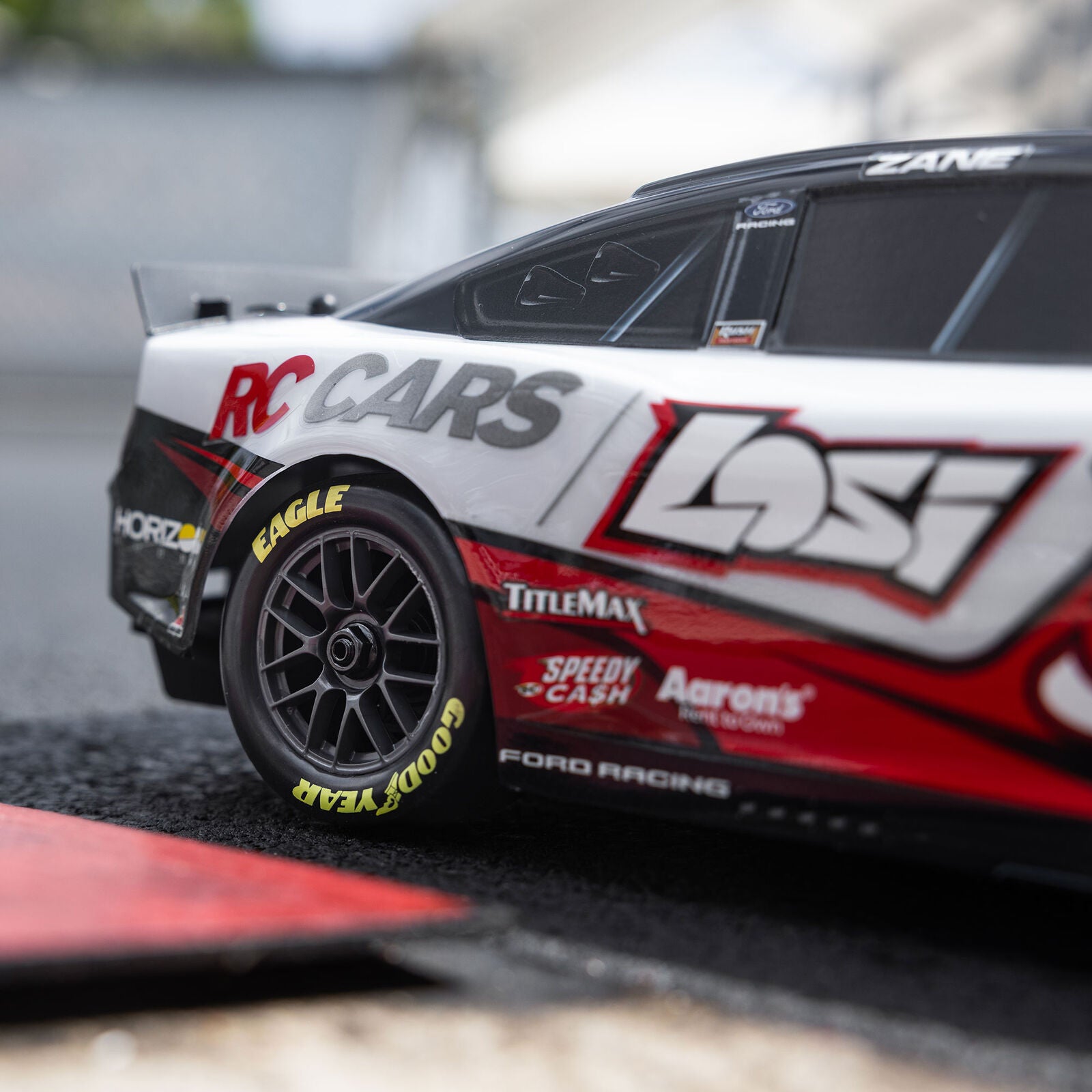 1/12 Losi NASCAR 2026 Zane Smith No. 38 Ford Mustang (Battery & Charger Included)