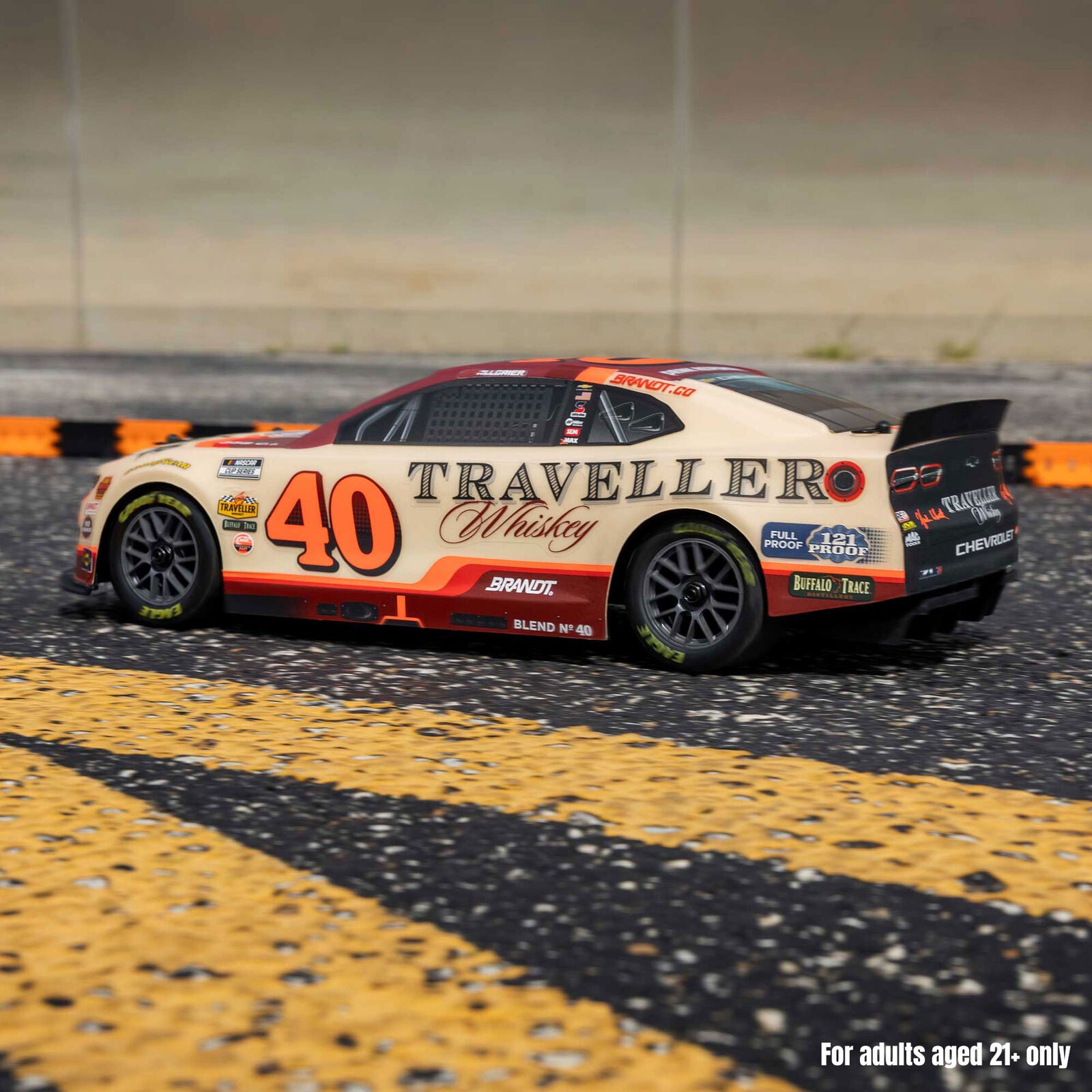 1/12 Losi NASCAR 2026 Justin Allgaier No. 40 Traveller Whiskey (Battery & Charger Included)