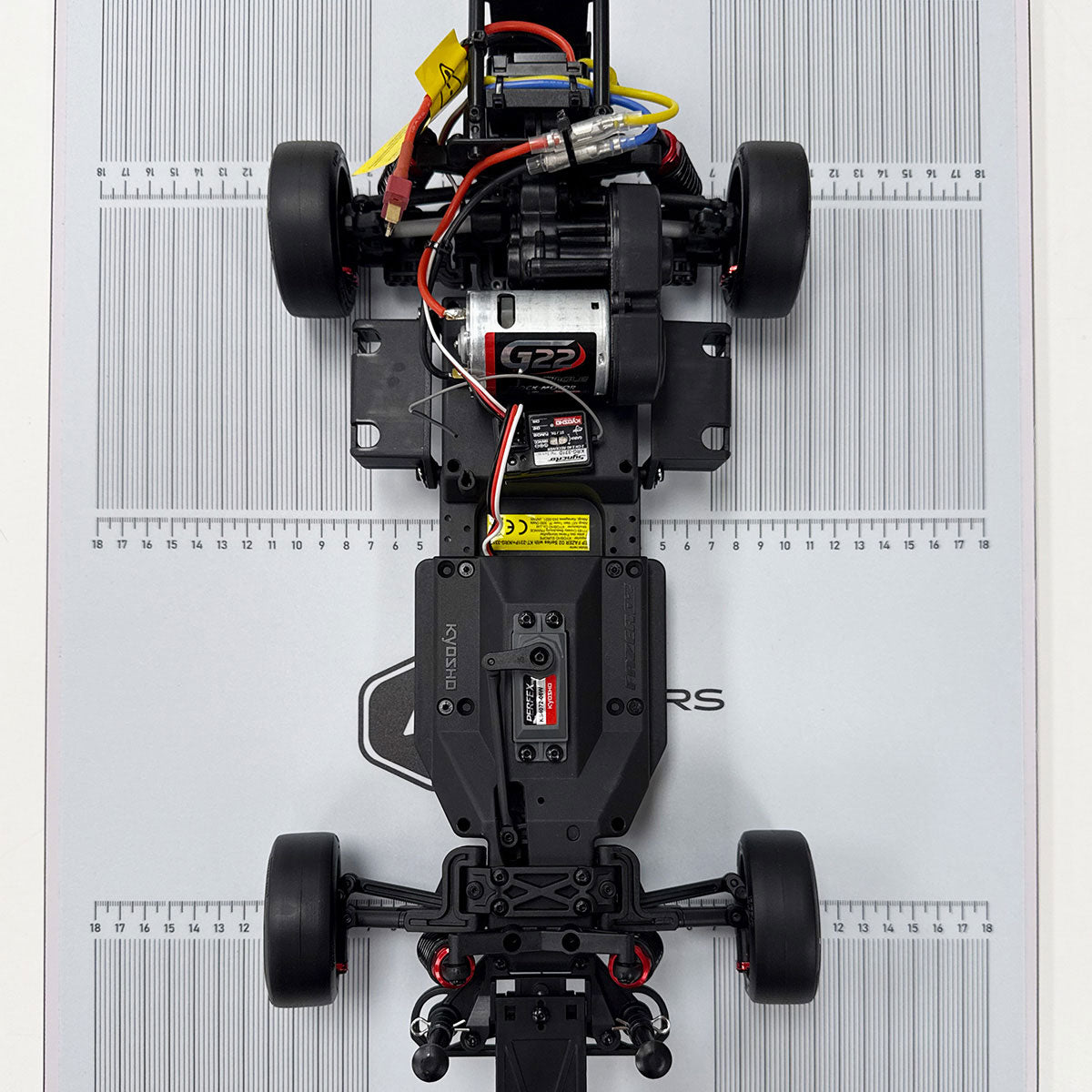 Racer's Edge Pit Set Up Board Extra Lighweight with Plastic Decal