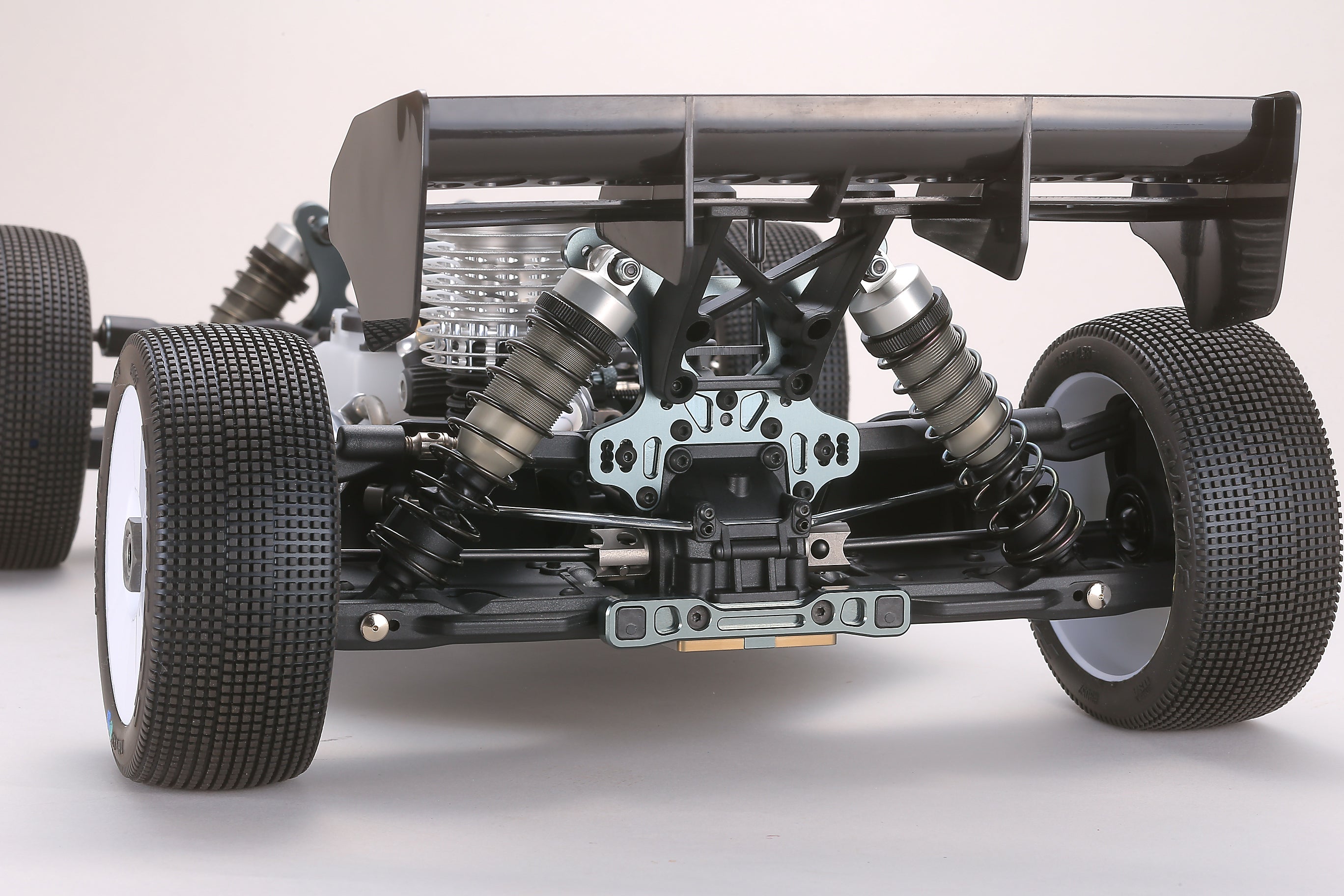 Mugen Seiki MBX8 1/8 Off-Road Competition Nitro Buggy Kit *Archived